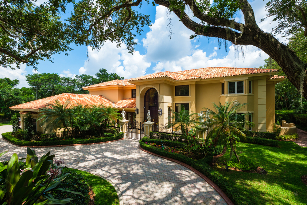 Coral Gables Massage Therapist David Egusquiza Faces Sexual Battery Accusation